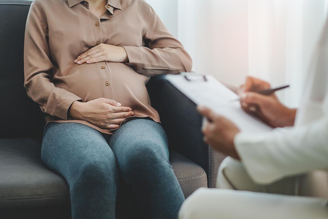Air ambulance services for high-risk pregnancies in the USA